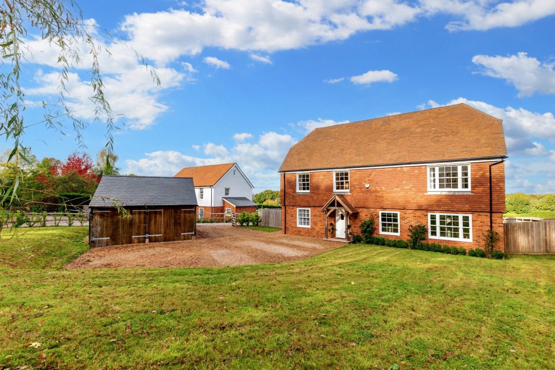 Photo of Old House Shepherds Hill, Hartfield