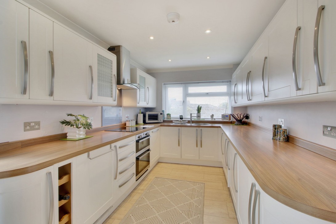 Photo of 8 Park View, Uckfield