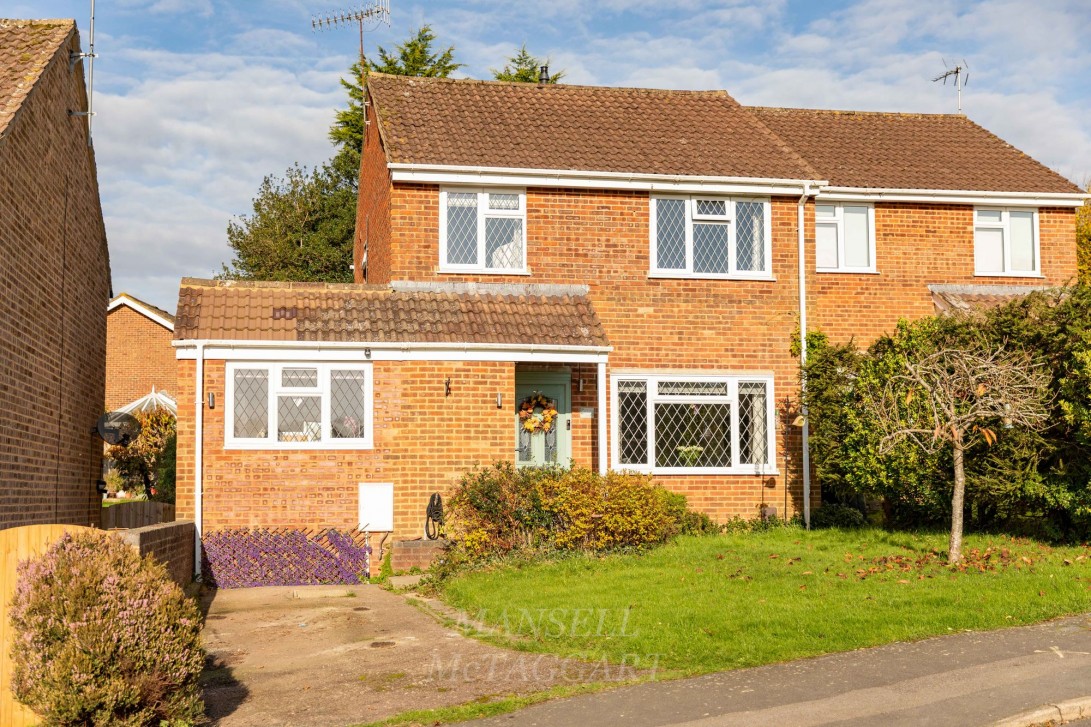 Photo of 12 Pegasus Way, East Grinstead