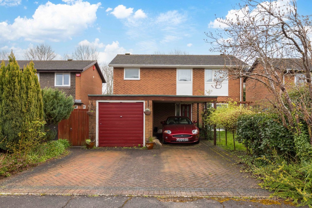 Photo of 26 Hexham Close, Crawley