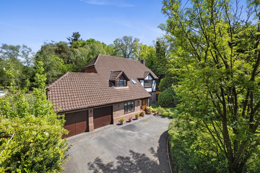 Photo of Chancton Hollow Chestnut Close, Pulborough