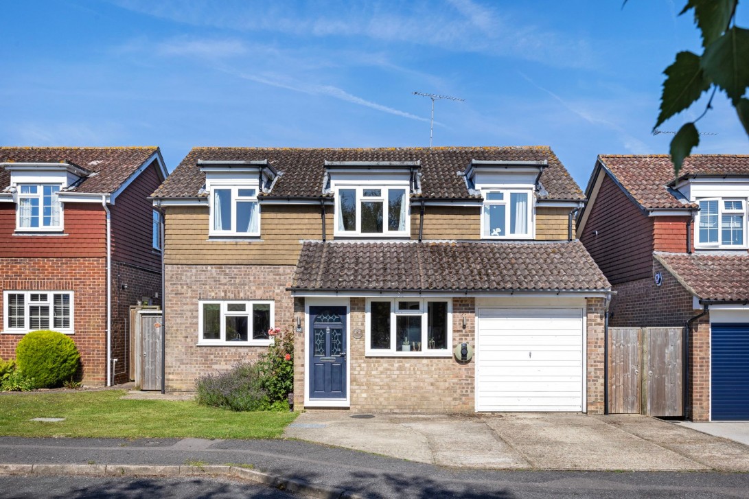 Photo of 22 The Driftway, Steyning