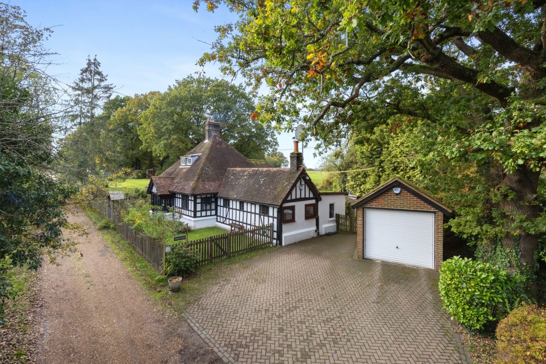 Photo of Saxley Farm Meath Green Lane, Horley