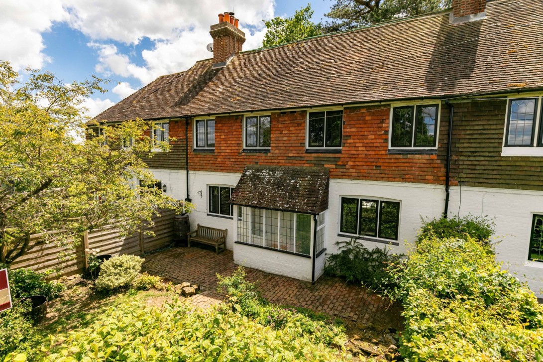 Photo of 2 Hartwell Cottages Butcherfield Lane, Hartfield