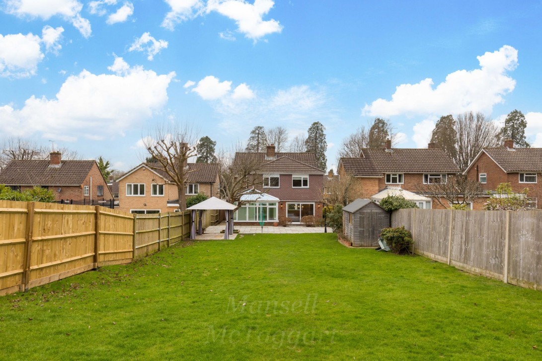 Photo of 20 Woodlands, Crawley