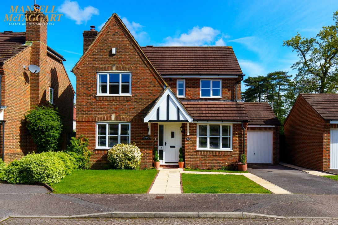 Photo of 18 Dunlop Close, Hassocks