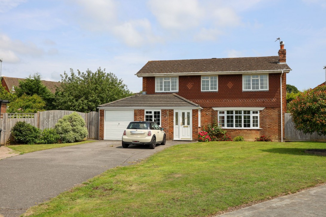 Photo of 7 Titchfield Close, Burgess Hill