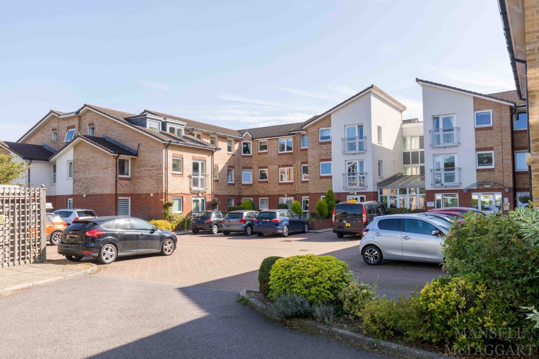 Photo of 26 Millfield Court, Crawley