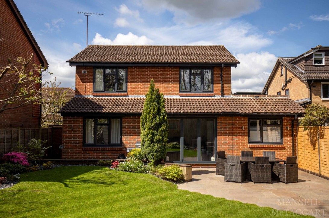 Photo of 6 Ticehurst Close, Crawley