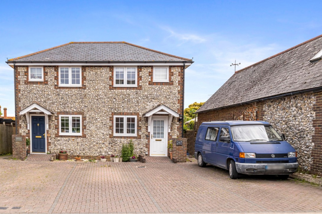 Photo of 2 Museum Cottages Charlton Street, Steyning