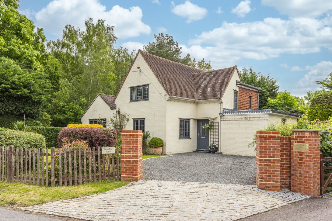 Photo of Meadow View Hare Lane, Lingfield