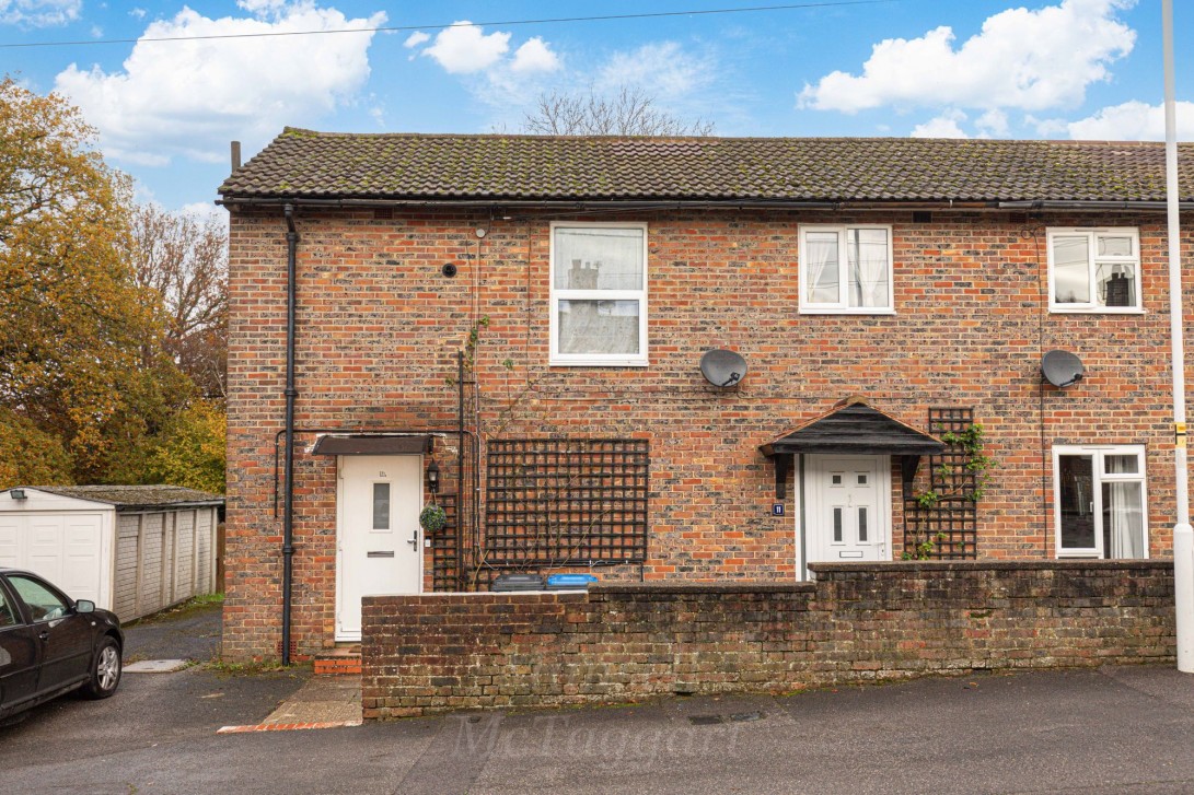 Photo of 11a Woodlands Road, East Grinstead