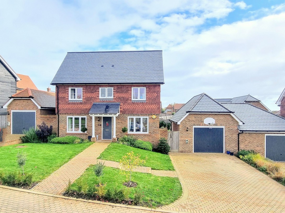 Photo of 28 Town Wood Close, Haywards Heath