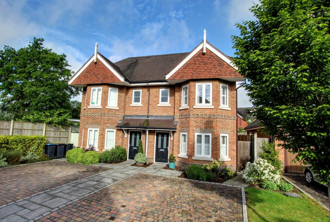 Photo of 16 Beechcroft, Haywards Heath