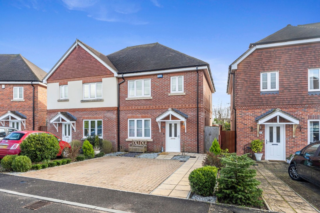 Photo of 6 Cranborne Gardens, Crowborough