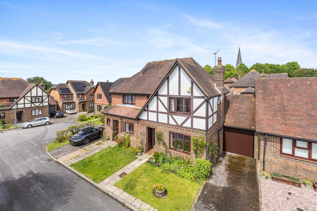 Photo of 22 Court Meadow, Crowborough