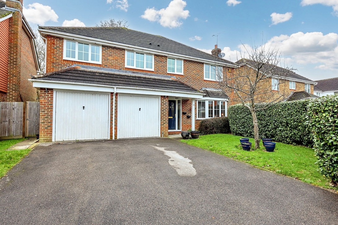 Photo of 71 Pangdene Close, Burgess Hill