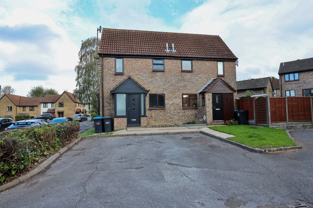 Photo of 46 Stonefield Way, Burgess Hill