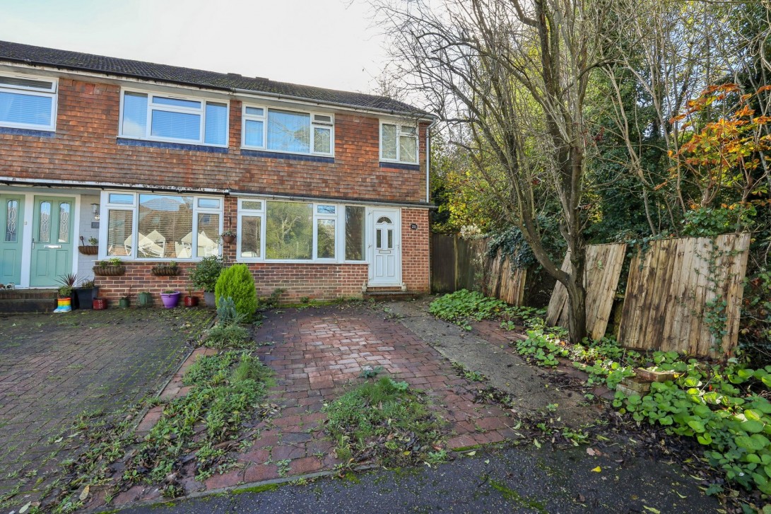 Photo of 21 Gordon Road, Burgess Hill