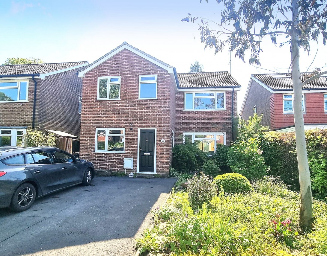 Photo of 44 Munnion Road, Haywards Heath