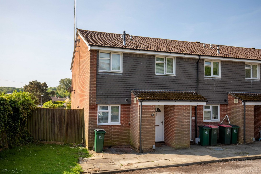 Photo of 12 Saltdean Close, Crawley