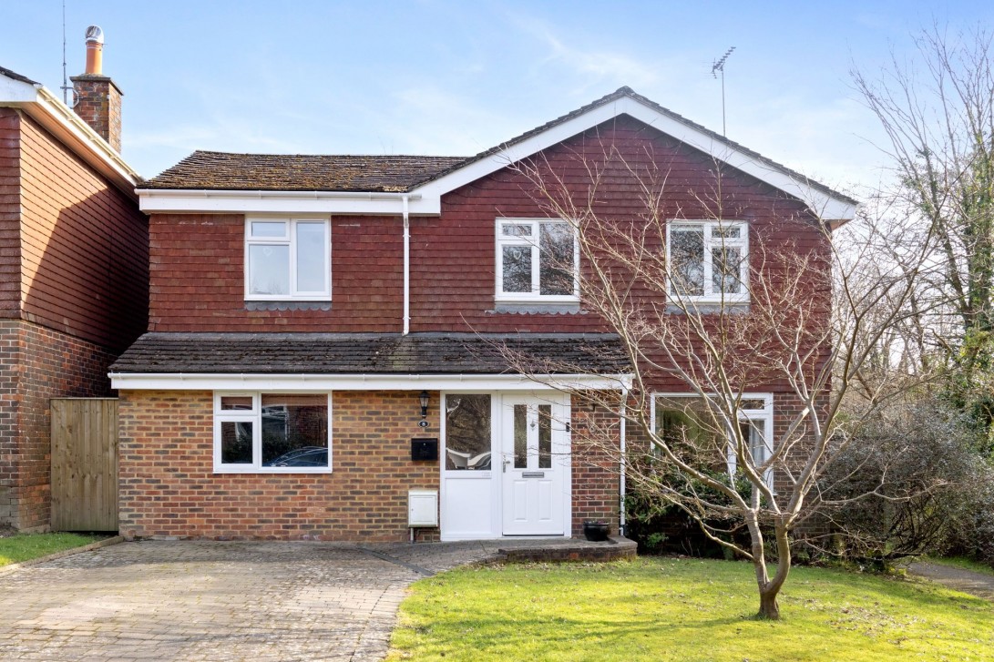 Photo of 8 Stor Meadow, Pulborough